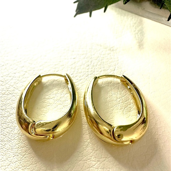 Hoop Earrings - Picture 3 of 10